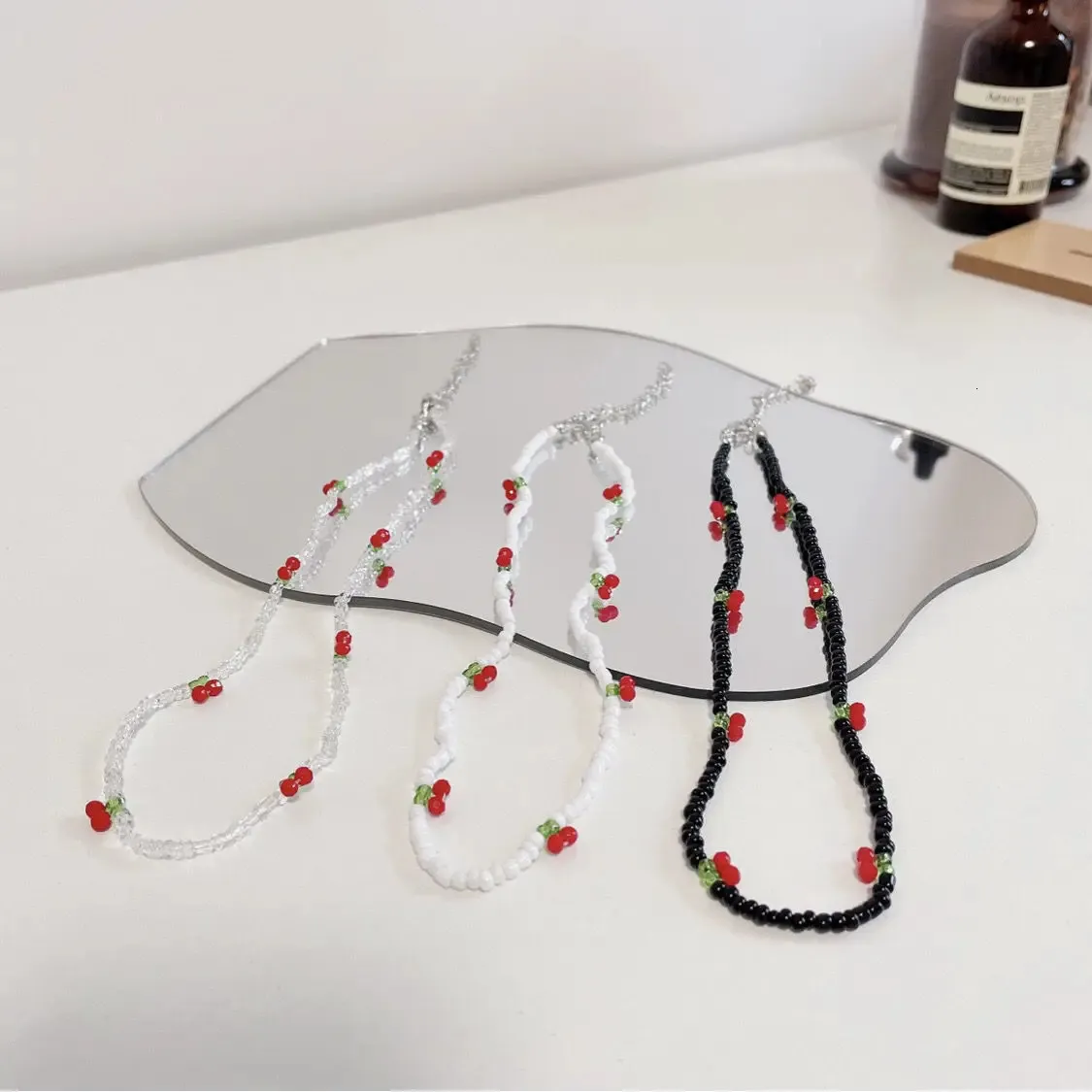 Collar con colgante de corazón y cereza mujer estilo y2k boho_voghion.com