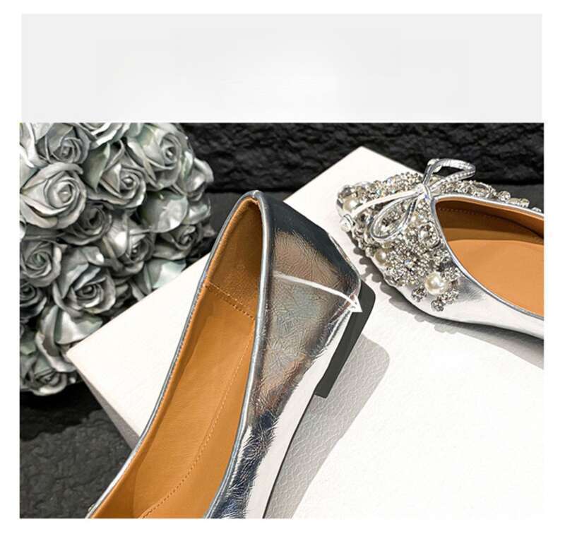 2025 New Pointed Bow Single Hundred Shallow Mouth Drilling Fairy Flat Large Women's Shoes_voghion.com