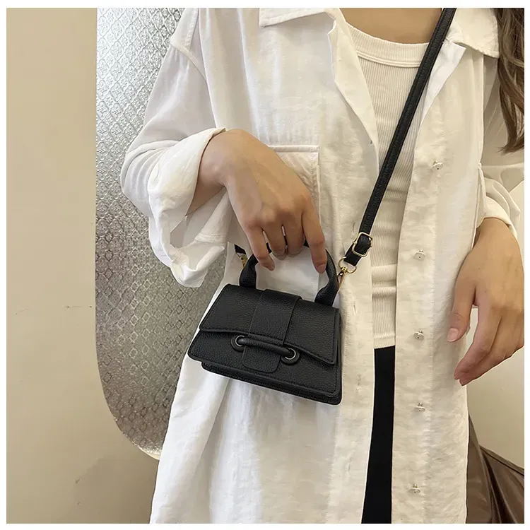 Borse a tracolla firmate 2025, nuove, da donna, con patta, alla moda, nere e bianche, quadrate, a tracolla_voghion.com