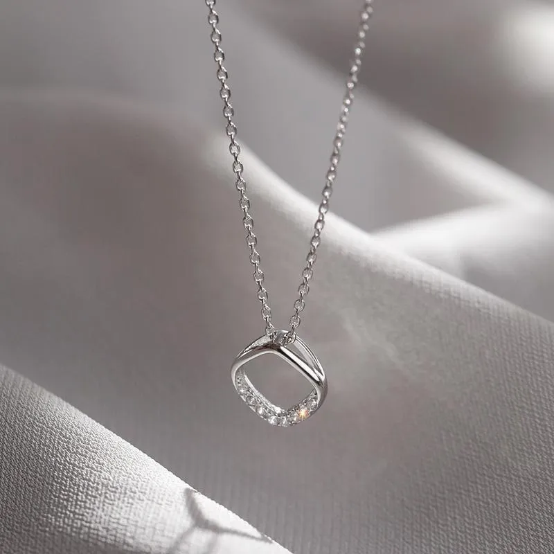 Versilberte Kristallhalskette Elegante Damen Kette Für Hochzeiten_voghion.com