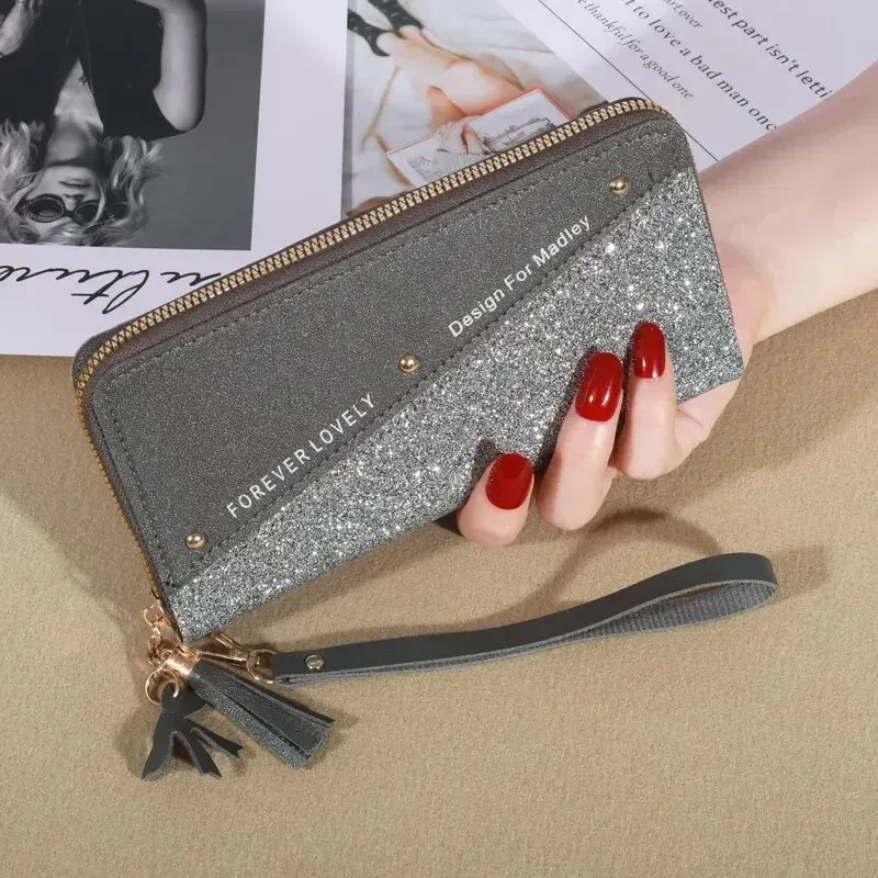 Carteira feminina longa com zíper e glitter brilhante - emenda coreana, contraste de cores, borlas e detalhes de rebites_voghion.com