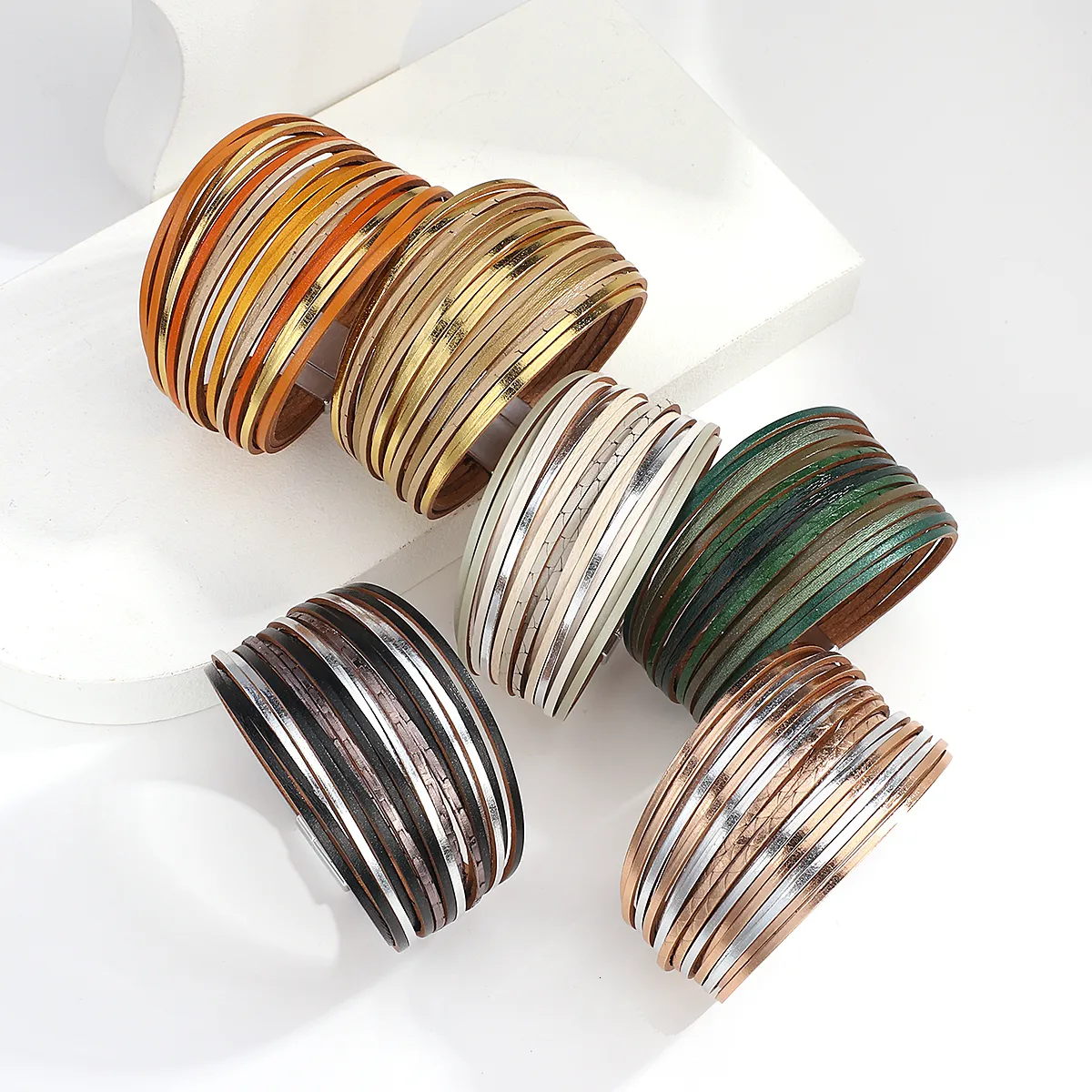 Charm ALLYES Boho Braccialetti in pelle multistrato a strisce sottili per donna Bracciale avvolgente multicolore alla moda Semplice unisex_voghion.com