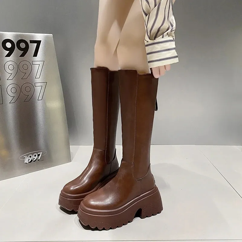 Knee High Platform Boots Women Retro Punk Style Leather Booties_voghion.com