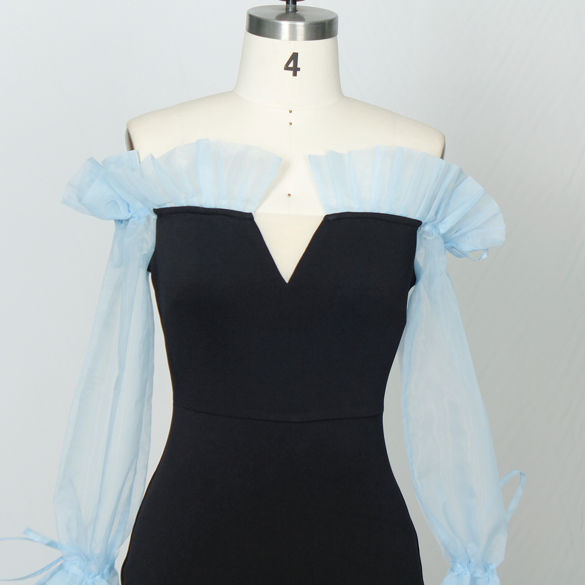 Damenbekleidung Rüschen One-Shoulder-Kleid Nackte Brust High-End Langer Rock Kreatives Design_voghion.com