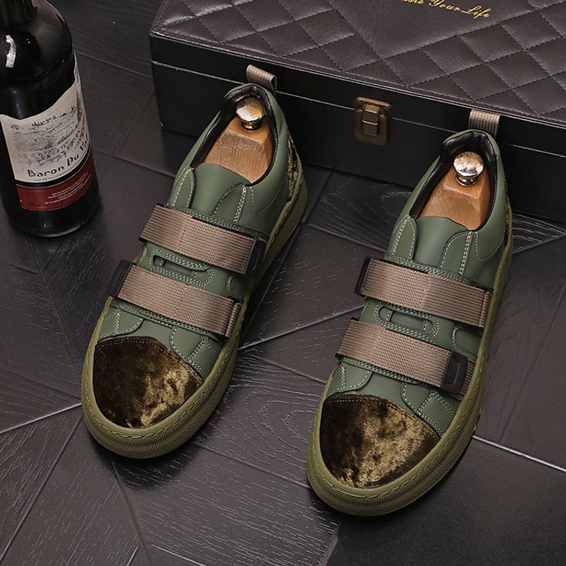 Cricket für Männer 2023 Neue One Step Lazy Trend Vielseitige Casual Velcro Herren Rote Einzelschuhe_voghion.com
