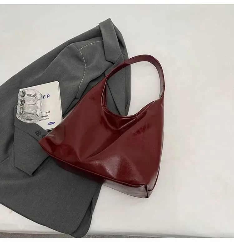 Borsa rossa di grande capacità per le donne 2024 Nuova trama retrò Borsa a tracolla singola Moda Versatile Casual Donna_voghion.com