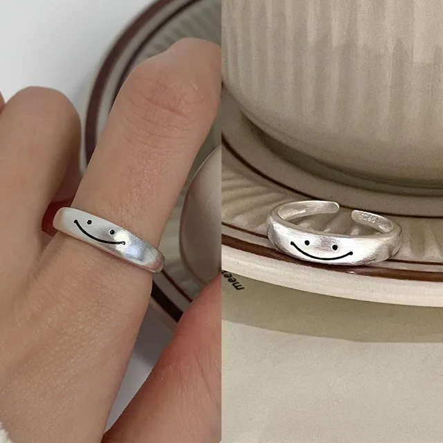 Vente chaude Mode Argent Couleur Sourire Forme Femmes Bijoux Fins Doigt Réglable Ouvert Vintage Bague pour Cadeau D'anniversaire De Fête_voghion.com