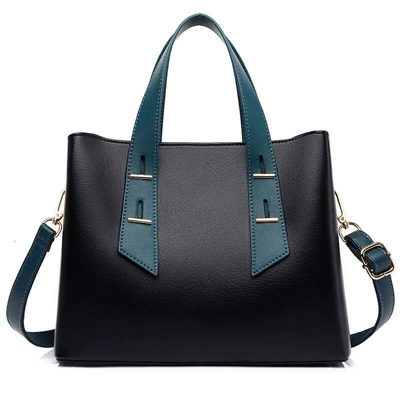 Ladies' Handbag With High-End Feel, Large Capacity Shoulder Fashionable Contrasting Color Commuting Bag, Simple_voghion.com