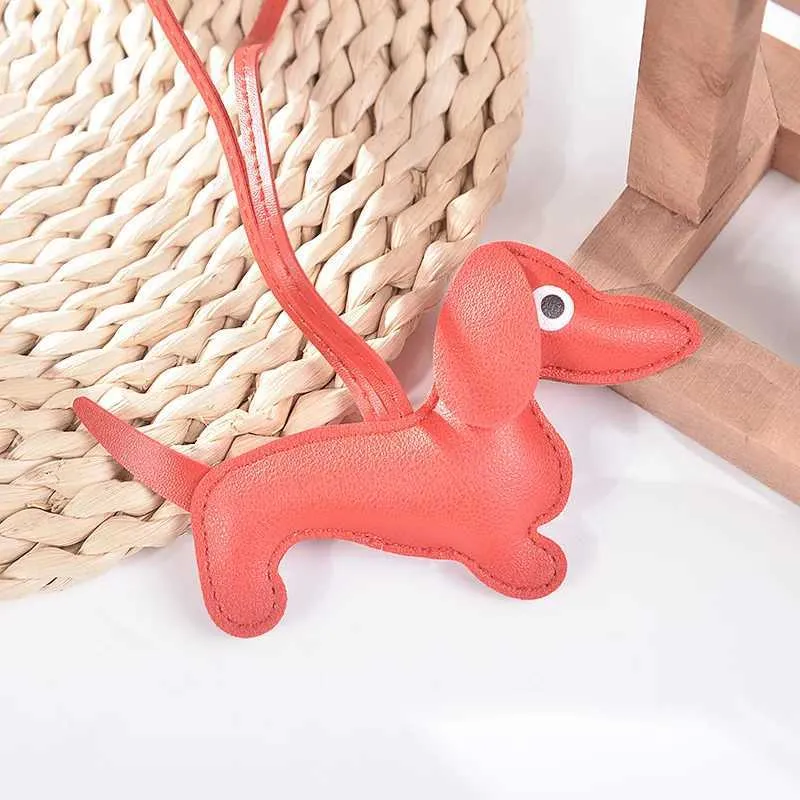 Fashion Car Sausage PU Leather Dog Keychain Womens Bag Pendant Jewelry Pavilion Keyring Keyholder Gift Y241121_voghion.com