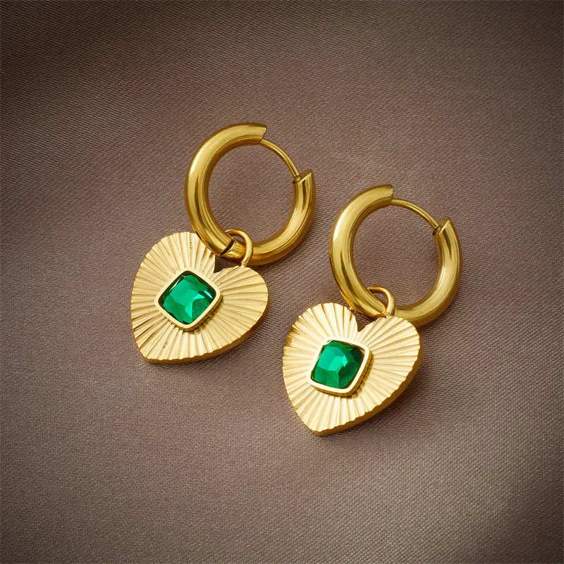 Retro Necklace And Earrings Set With Emerald Green Zircon Stone_voghion.com