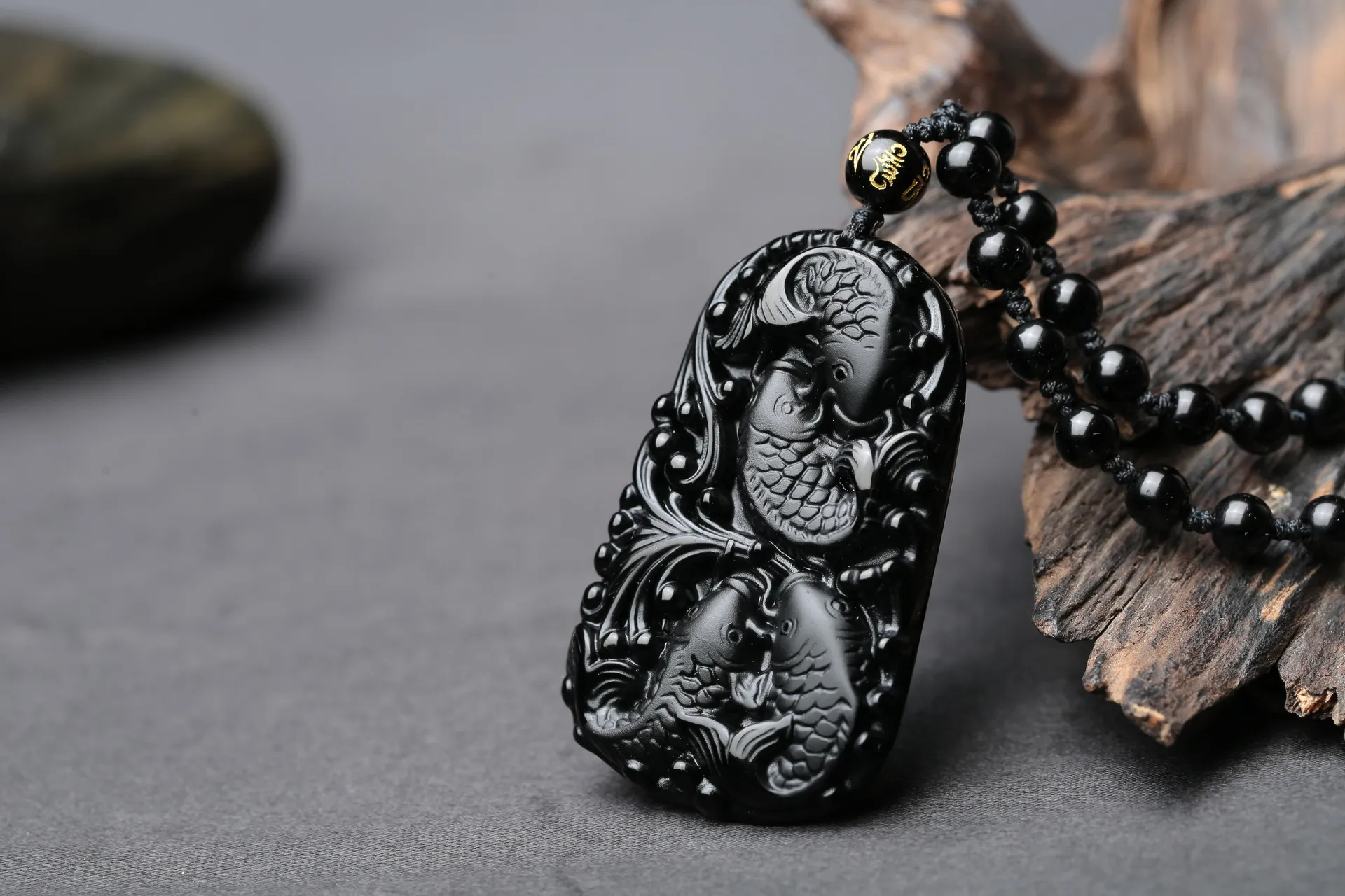 Obsidian Carp Pendant Necklace Natural Matte Stone Jewelry_voghion.com