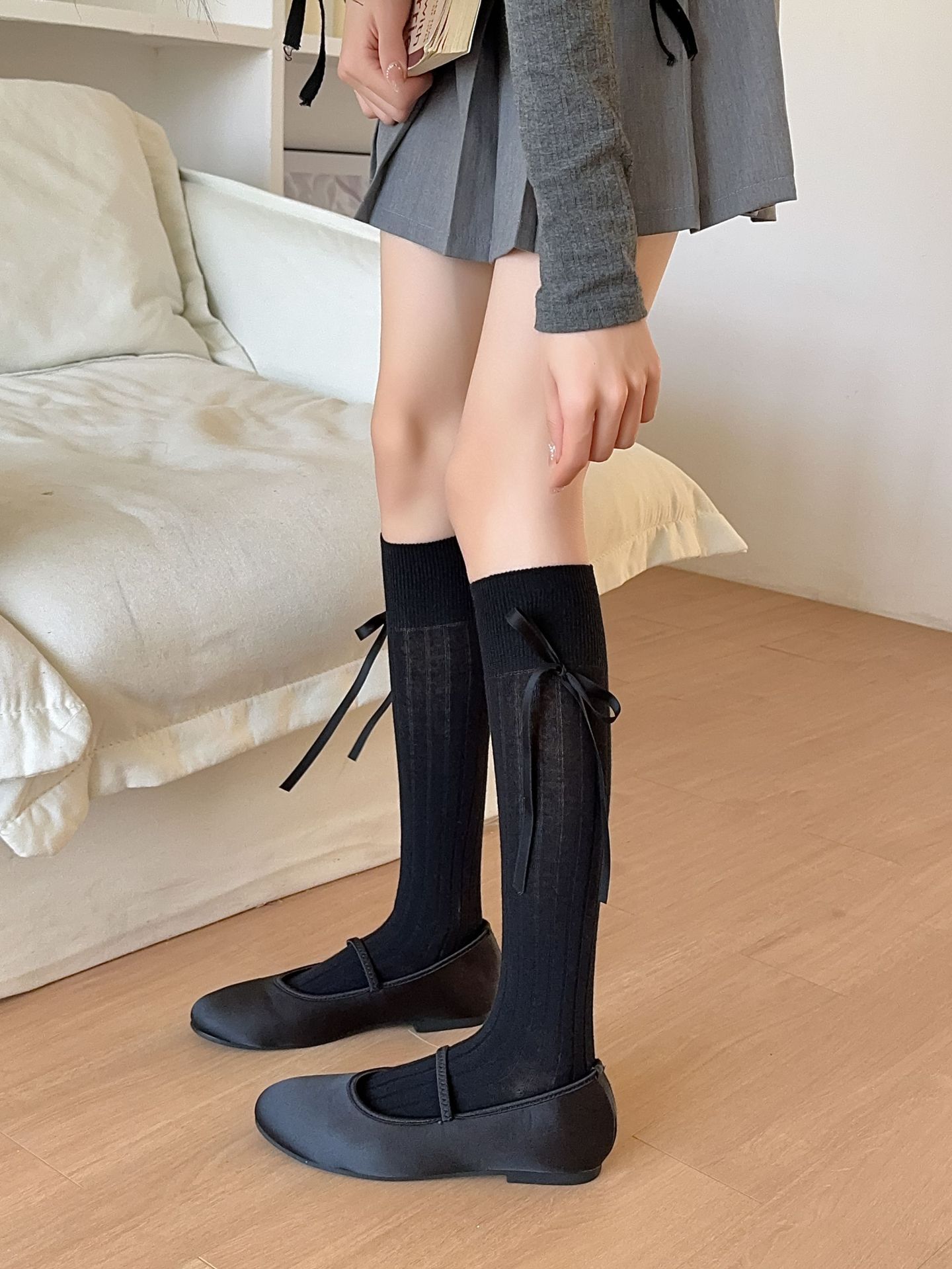 Wade für Frauen JK-Stil mit Schleife Lange Röhre Frühling Sommer Vielseitige süße Mädchen Einfarbige Lolita-Socken_voghion.com