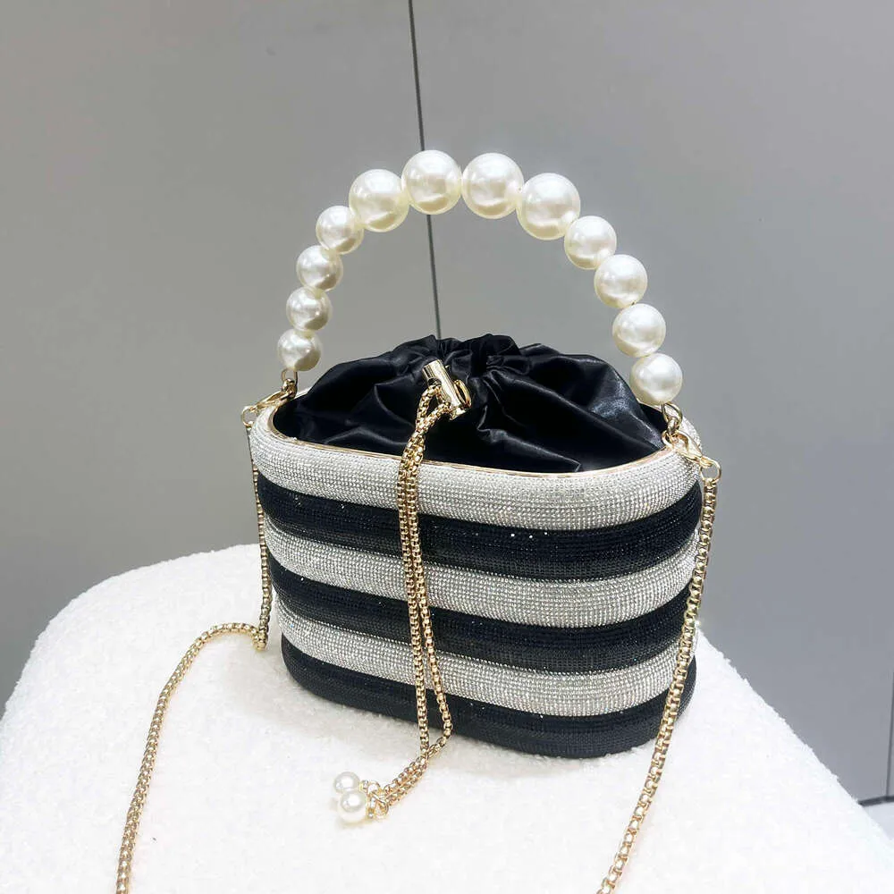 Borse da sera e borsetta da donna, borsa a tracolla con cristalli lucidi, borsa a secchiello_voghion.com