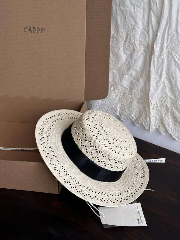 Derselbe vielseitige französische Reis-Strohhut aus weißem gewebtem Stroh für die Freizeit im Urlaub, flache Oberseite und Traufenhut, Sommer_voghion.com