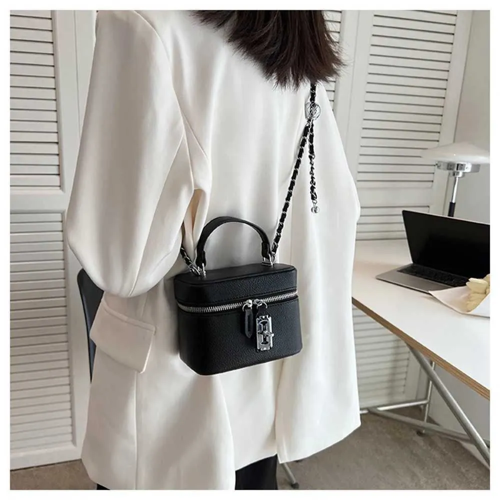 Süße Mini Pu Umhängetasche Solide Flap Box Kette Schulter für Frauen Casual Fashion Lady Commute Lock Messenger Bags_voghion.com