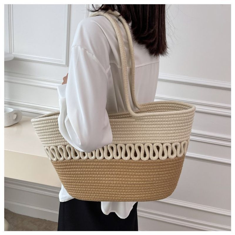 Spring and summer niche grass for women in 2024, new trendy cotton thread woven beach bags, large capacity single_voghion.com