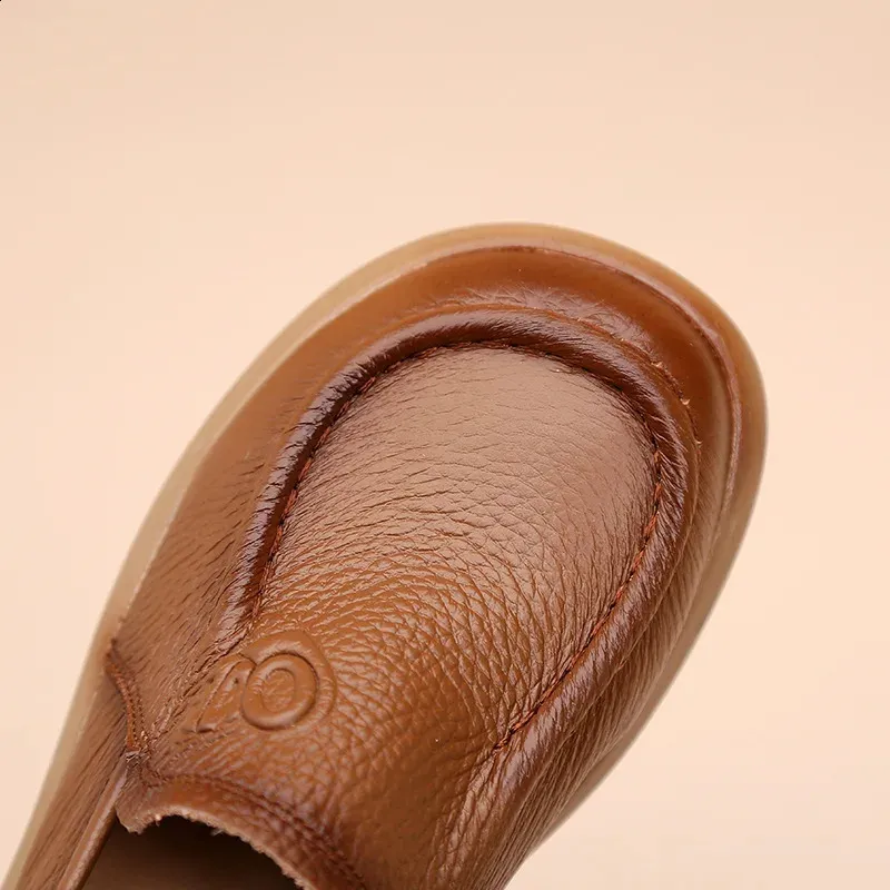 Comfortable Retro Brown Leather Flat Sandals For Women Daily_voghion.com
