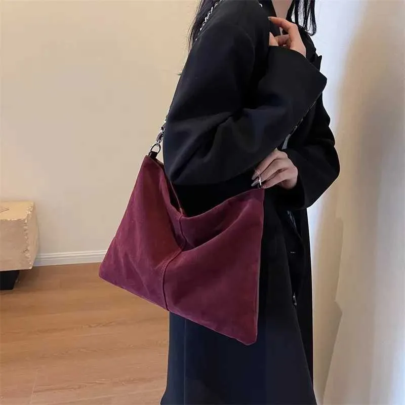 Stylish Women's Suede Shoulder Bag Large Capacity Leather Handbag_voghion.com