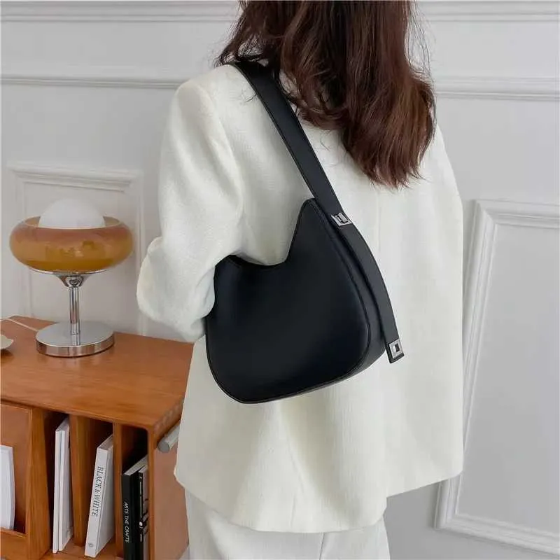 Lässige Damen Umhängetasche Aus Kunstleder In Halbmondform_voghion.com