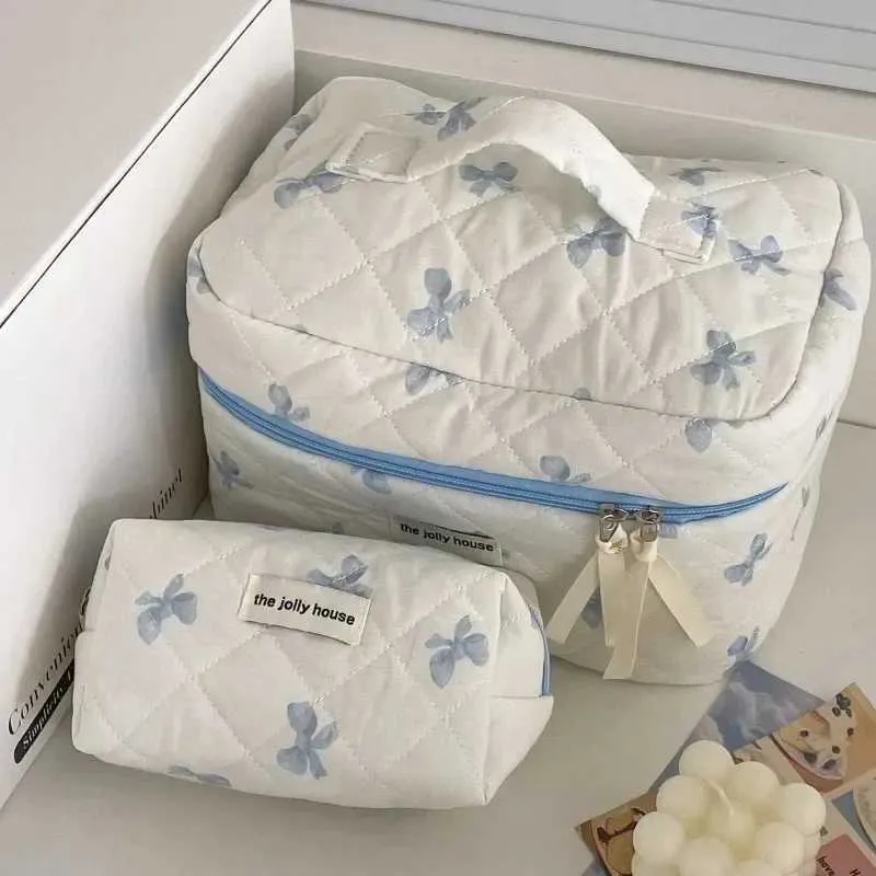 Korea Bow Print Damen Große Kapazität Tragbare Box Verwendet als Reise Toilette Make-Up Lagerung Tasche Y241023_voghion.com