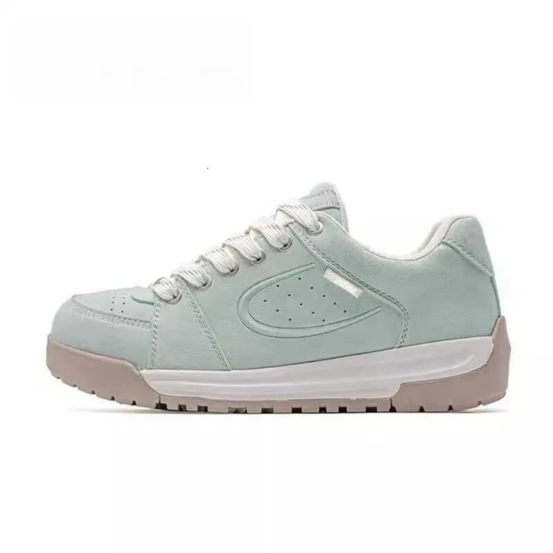Versatile Running Shoes For Women Trendy Mint Skateboarding Style_voghion.com