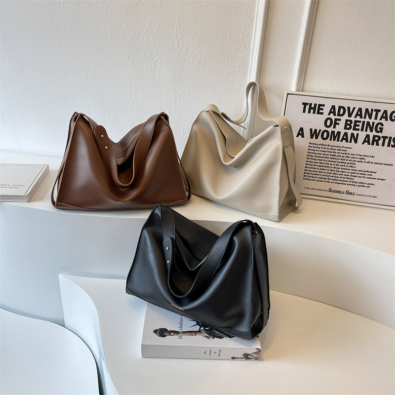 LEFTSIDE – sac à bandoulière en cuir pour femmes, grande capacité, tendance, sacs à main simples de styliste, 2023_voghion.com