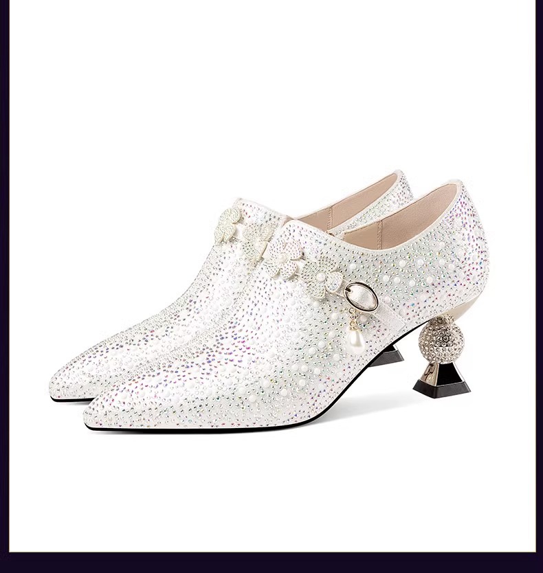 2024 Primavera Nuovo e alla moda Fiore Perla Acqua Diamante Matrimonio Spesso Tacco Profondo Bocca Singola Scarpe Tacco Alto da Donna_voghion.com