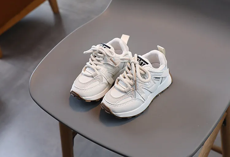 Zapatillas deportivas escolares para niños pequeños, unisex, para entrenamiento, para exteriores, cómodas, tallas 21_voghion.com