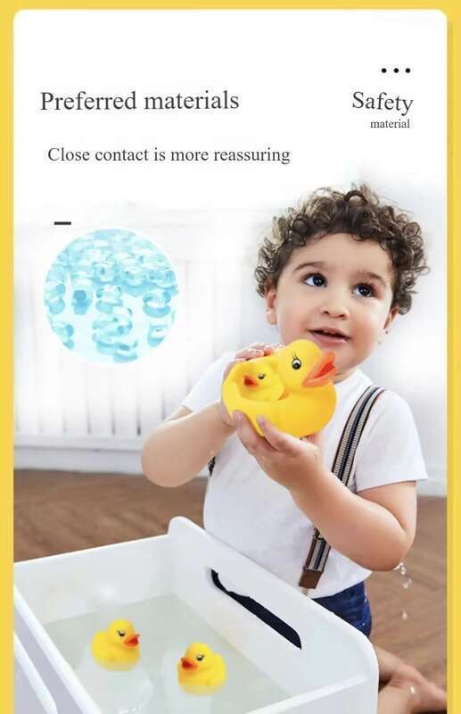 Anatre colorate e carine: giocattoli gialli per bambini, pizzica, chiama piccole anatre, fai il bagno, gioca con i bambini in acqua, nuota, anatra_voghion.com