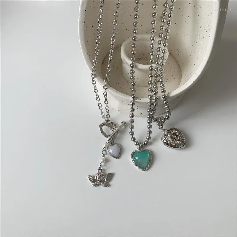 Collana con pendente a cuore e angelo da donna con strass e chiusura_voghion.com