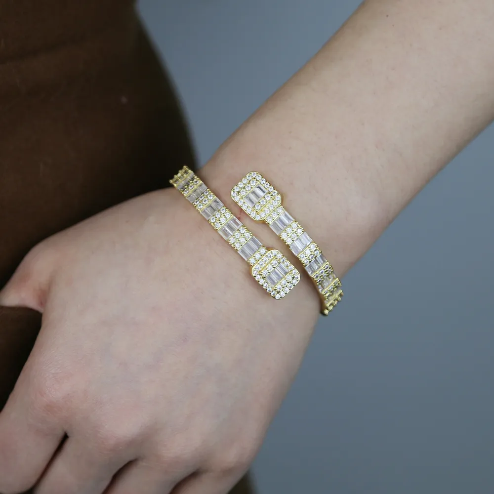 Iced Out Cubic Zirconia Bangle For Women, Micro Paved Cuff Bracelet_voghion.com