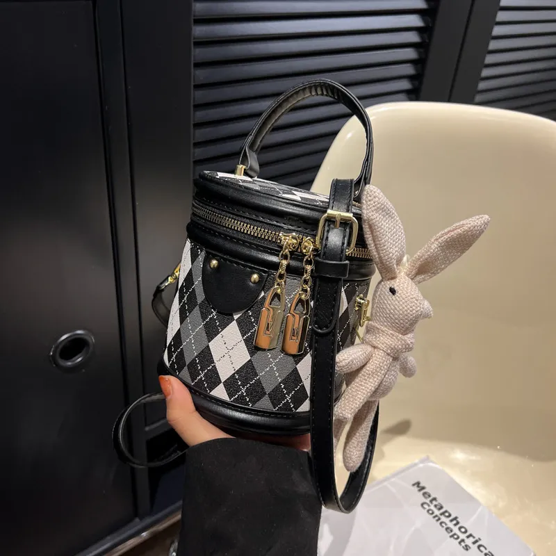 Designer Kostenloser Versand 2025 Neue Modische Eimer Premium Textur Dia Grid Schulter Umhängetasche Tasche Für Frauen_voghion.com