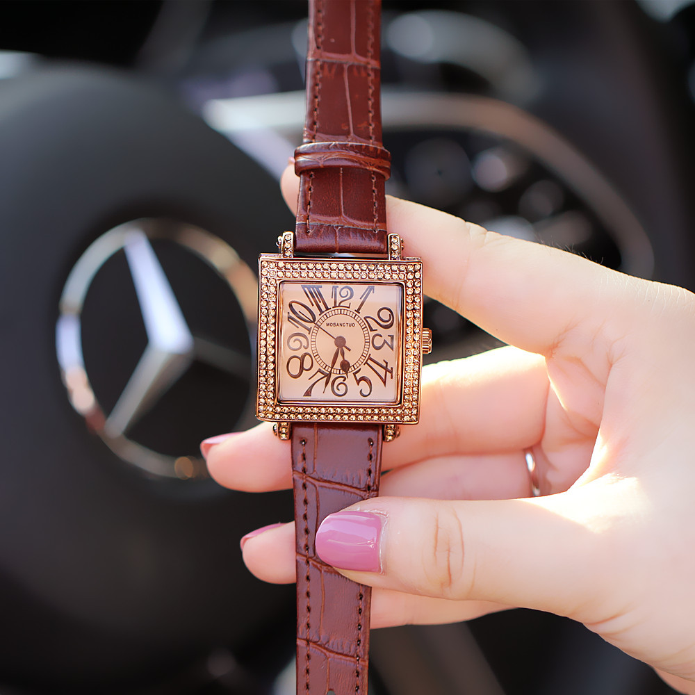 Modetrend 2024 Neue digitale Diamant-Set Damen Square True Belt Uhr_voghion.com