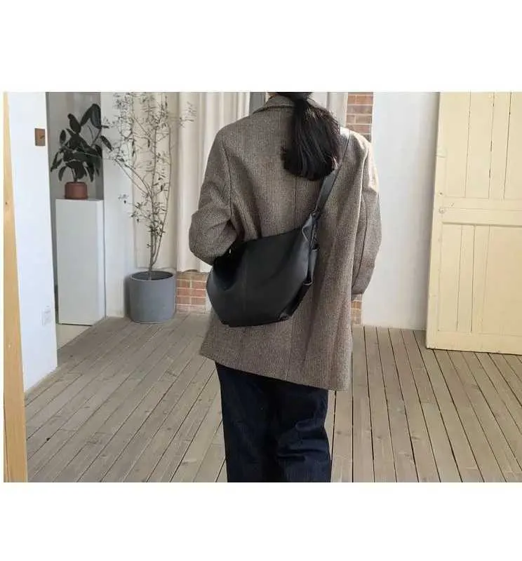 Borsa a tracolla alla moda con pieghe per donna in morbida pelle PU, borsa a tracolla firmata Dumpg Fashion Cloud, borsa Hobo BolsasC241211_voghion.com