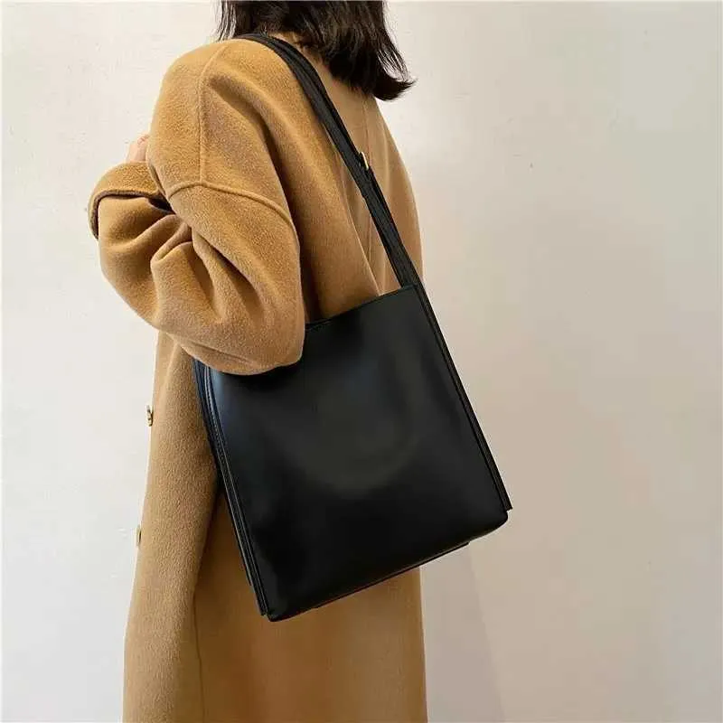 Women's Shoulder Bag Large Capacity Pu Leather Retro Bucket Bag_voghion.com