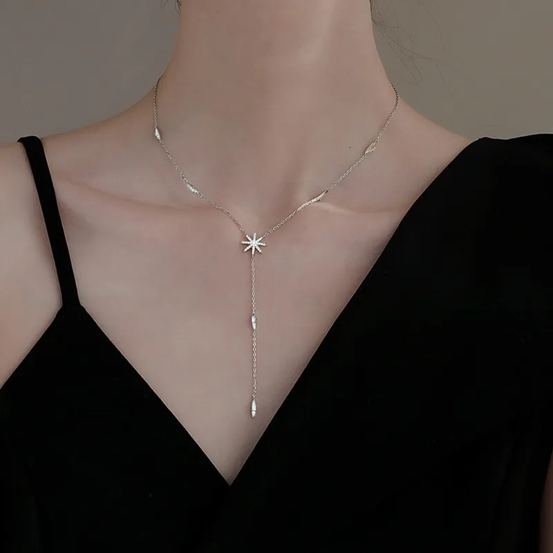 Collana con pendente a stella in argento sterling elegante_voghion.com