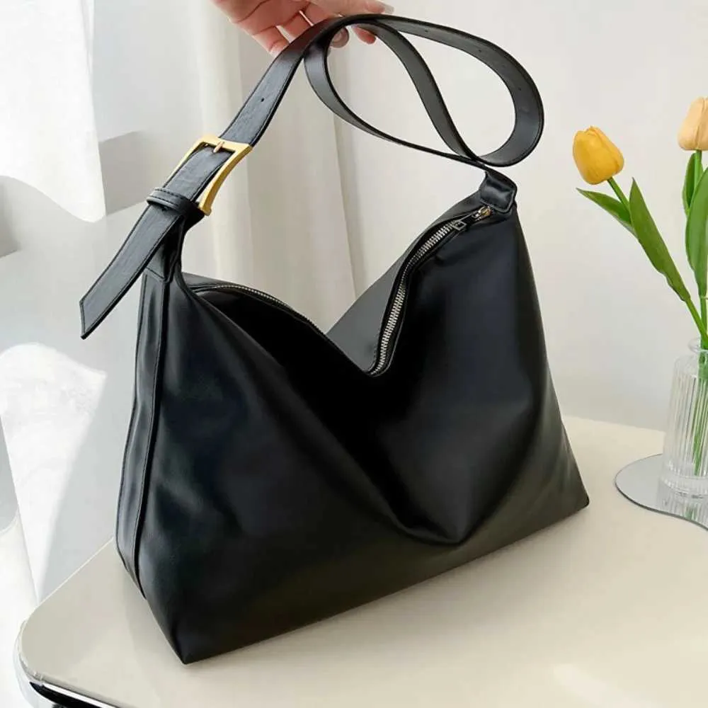 Grande capacidade ombro couro PU mensageiro deslocamento casual uso axila moda bolsa totes handba241108_voghion.com