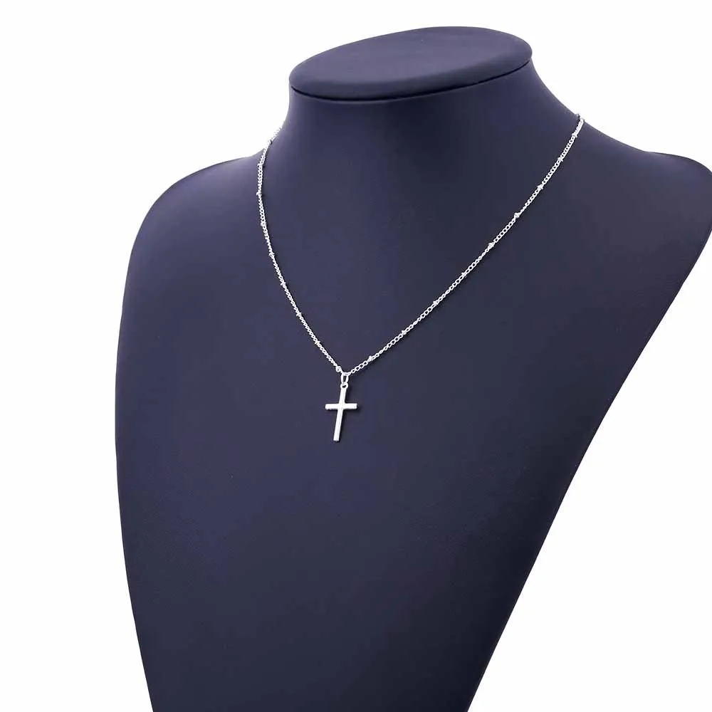 Collane con ciondolo Collana con croce in oro estivo Piccoli gioielli religiosi_voghion.com