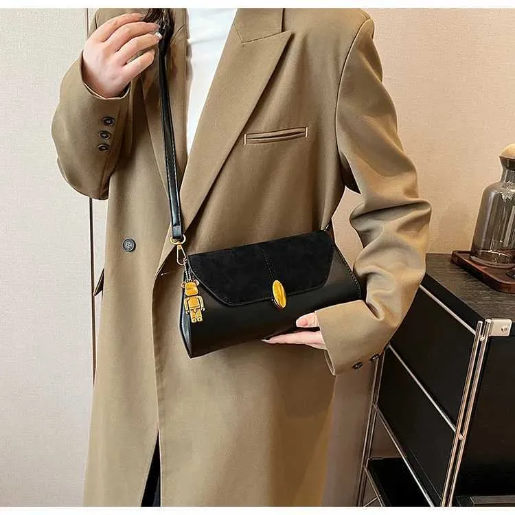 Borsa a tracolla strutturata in pu borsa a spalla donna capiente_voghion.com