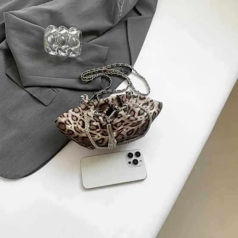 Borsa a tracolla a catena versatile per le donne, borsa a tracolla dal design speciale, borsa casual con motivo leopardato, borsa a mano elegante per ragazze_voghion.com