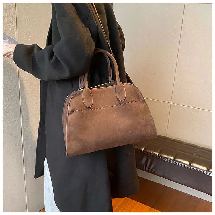Ladies' Top-Handle Bag High-End Feel Niche Design Large Capacity Vintage Commute Handbag For Autumn/Winter Season_voghion.com