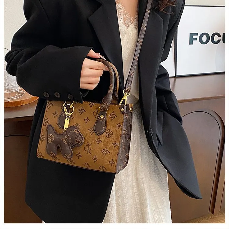 Spedizione gratuita 2025 Nuove borse a tracolla firmate per donna Borsa alla moda Borsa a mano Messenger Donna stampata alla moda_voghion.com