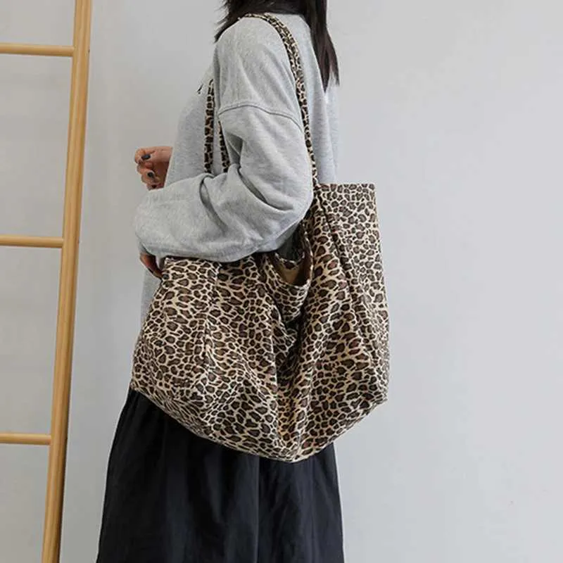 Fashion Womens Shopping Handbag Leopard Pattern Crossbody Large Capacity Shoulder Bag Simple Canvas Female BagsC241104_voghion.com
