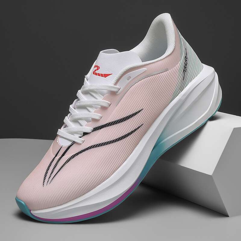 Running Shoes Are Really Popular With Couples, Both Men's And Women's Shoes_voghion.com