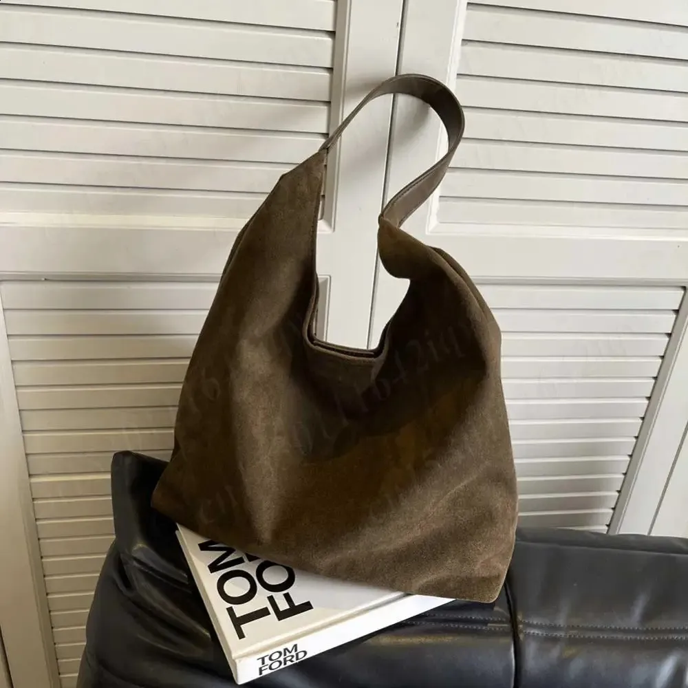 Borsa a tracolla semplice in pelle scamosciata vintage da donna, grande capacità, elegante, da viaggio, con chiusura a gancio, in tinta unita, 240919_voghion.com