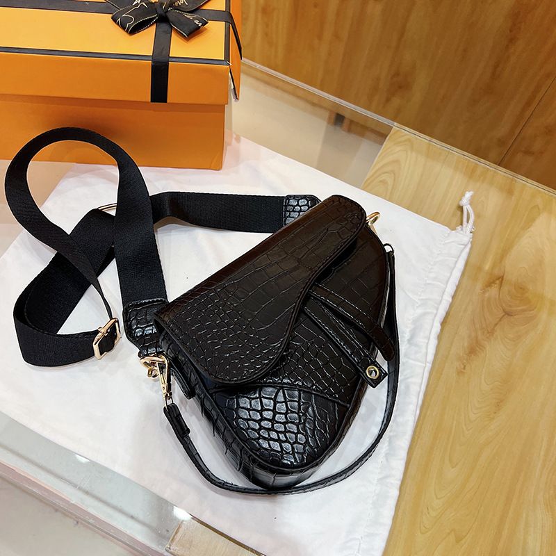 High-End-Tasche für Frauen 2023 neue Mode Schulter Messenger Handtasche Krokodilmuster große Kapazität Außenh_voghion.com