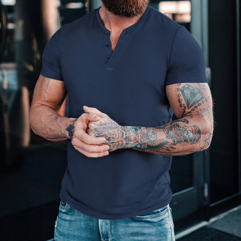 2023 Neues Sommer-T-Shirt für Herren, lässig, einfarbig, kurzärmelig, Rundhalsausschnitt, Pullover, Knopfleiste, Henley-Shirt_voghion.com