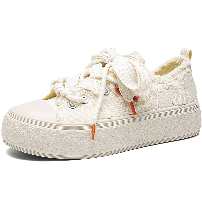 Baikuang 2024 Nouvelles petites chaussures blanches pour femmes, chaussures de planche polyvalentes en toile à bords irréguliers, chaussures chics_voghion.com