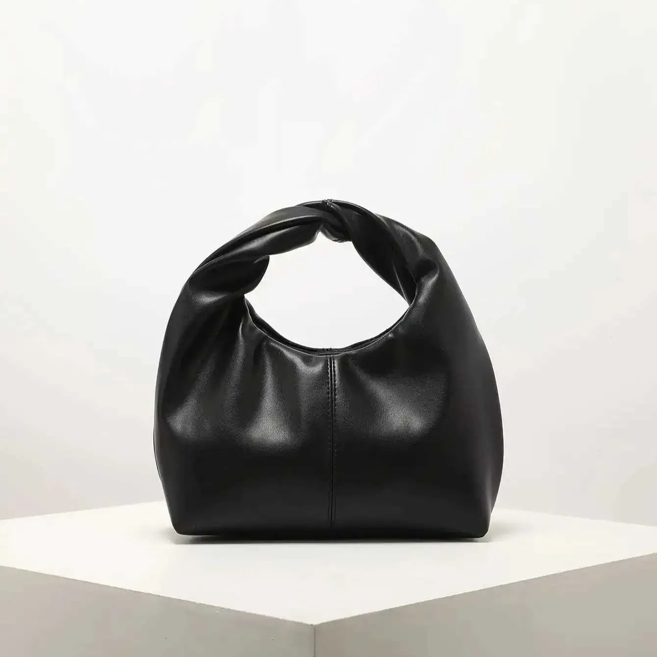 Stilvolle, quadratische Clutch mit einfarbigem Oberteil, schlicht und vielseitig, CommutC241115_voghion.com