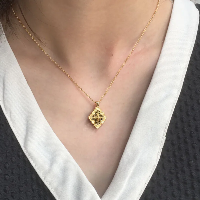 Collane con ciondolo a forma di trifoglio del marchio italiano per le donne, collana girocollo in smalto dorato vintage retrò, a doppio lato, per feste_voghion.com